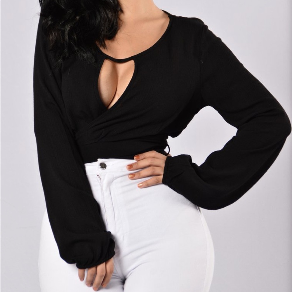Fashion Nova Black Wrap Around Top XL
